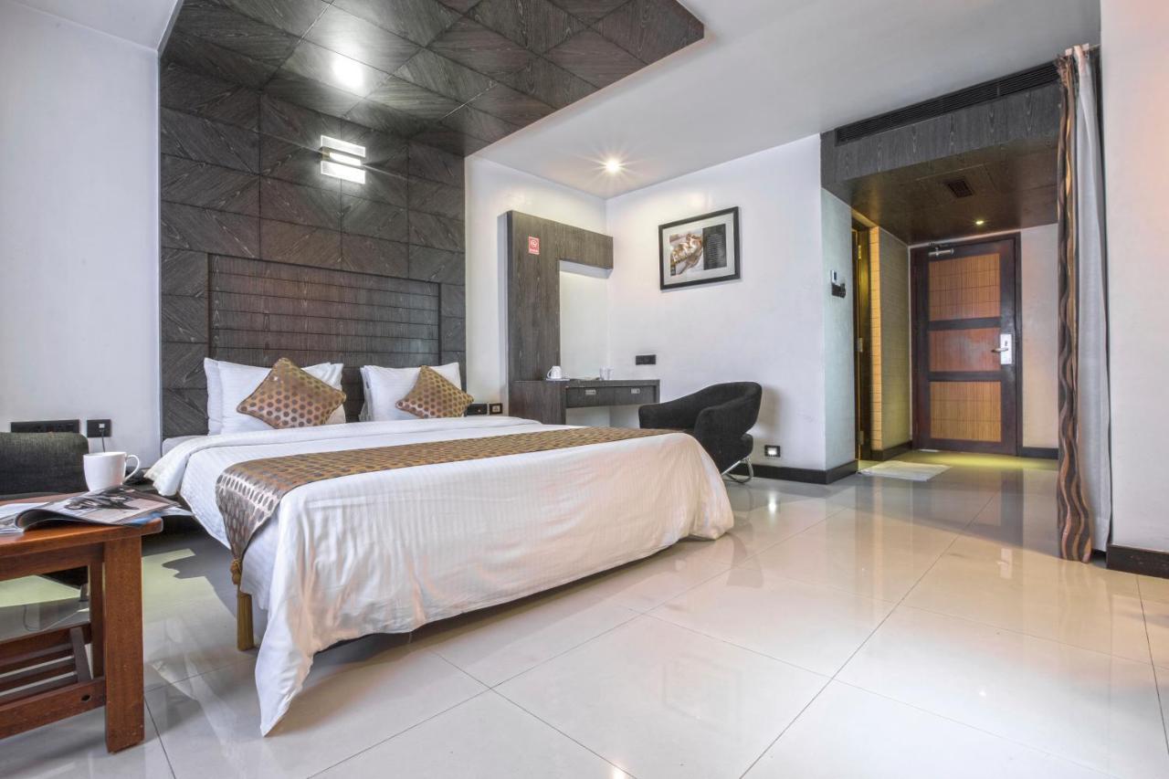 The Castello Residency Hotel Coimbatore Exterior photo